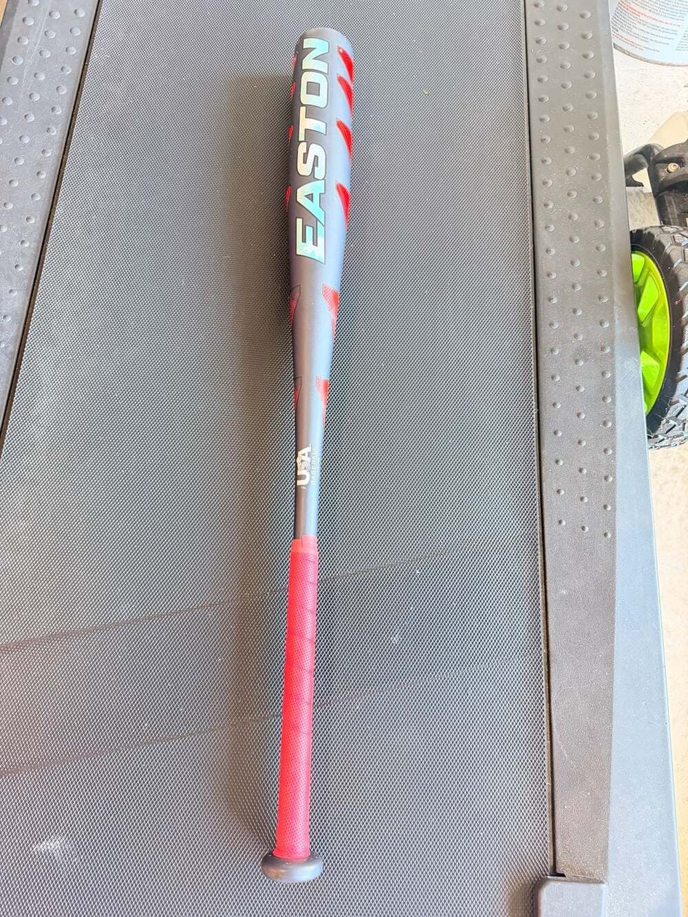 Easton Quantum USA Baseball Bat 32" 27 oz